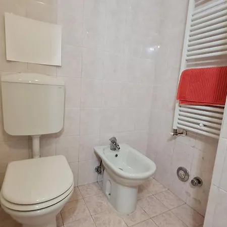Fiorilli House - Fair District - Gratis Private Parking דירה *