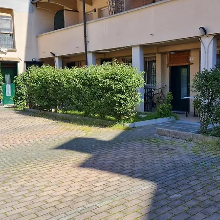 Apartment Fiorilli House - Fair District - Gratis Private Parking *
