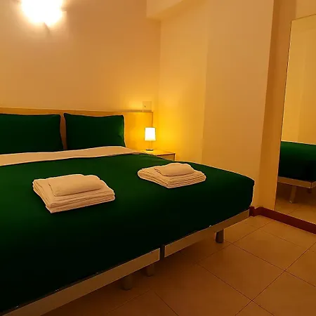 Daire Fiorilli House - Fair District - Gratis Private Parking Bolonya