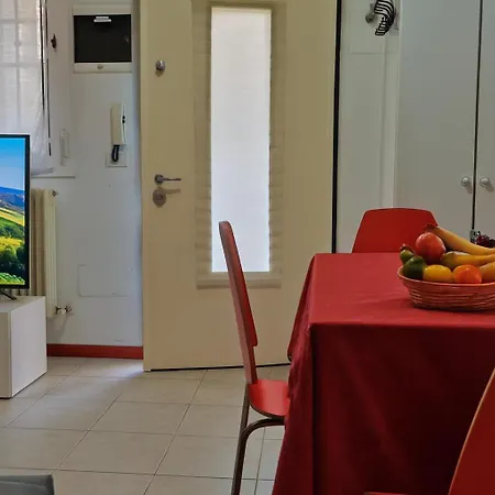 Fiorilli House - Fair District - Gratis Private Parking Daire Bolonya